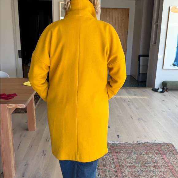 H&M Yellow Mustard Double-Breasted Car Coat
Pop of color and so comfortable! - Picture 3 of 6